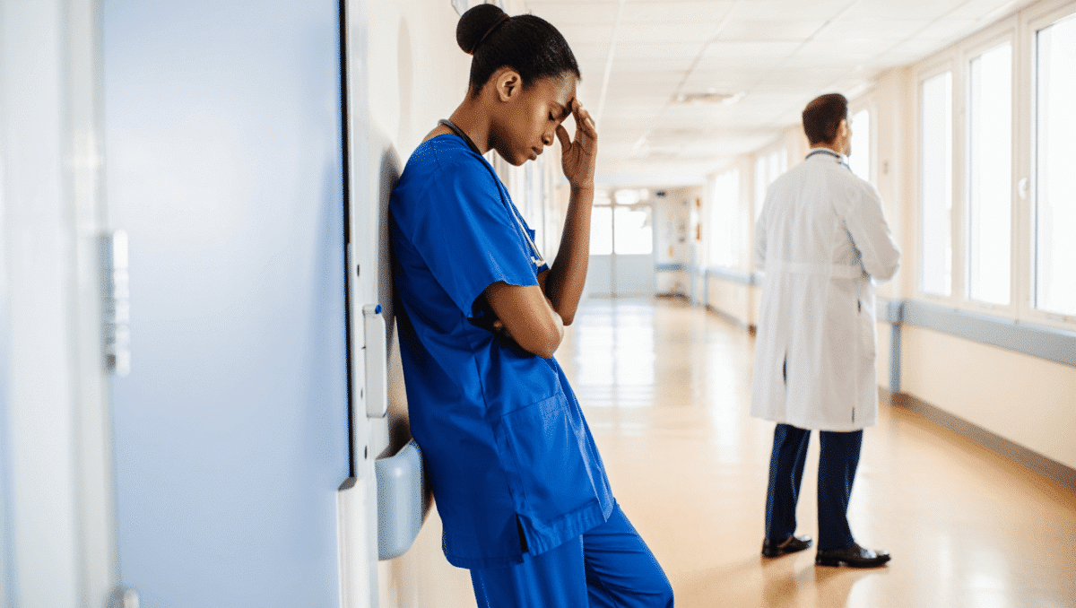 Aides-soignants : comment prendre soin de soi quand on prend soin des autres ?
