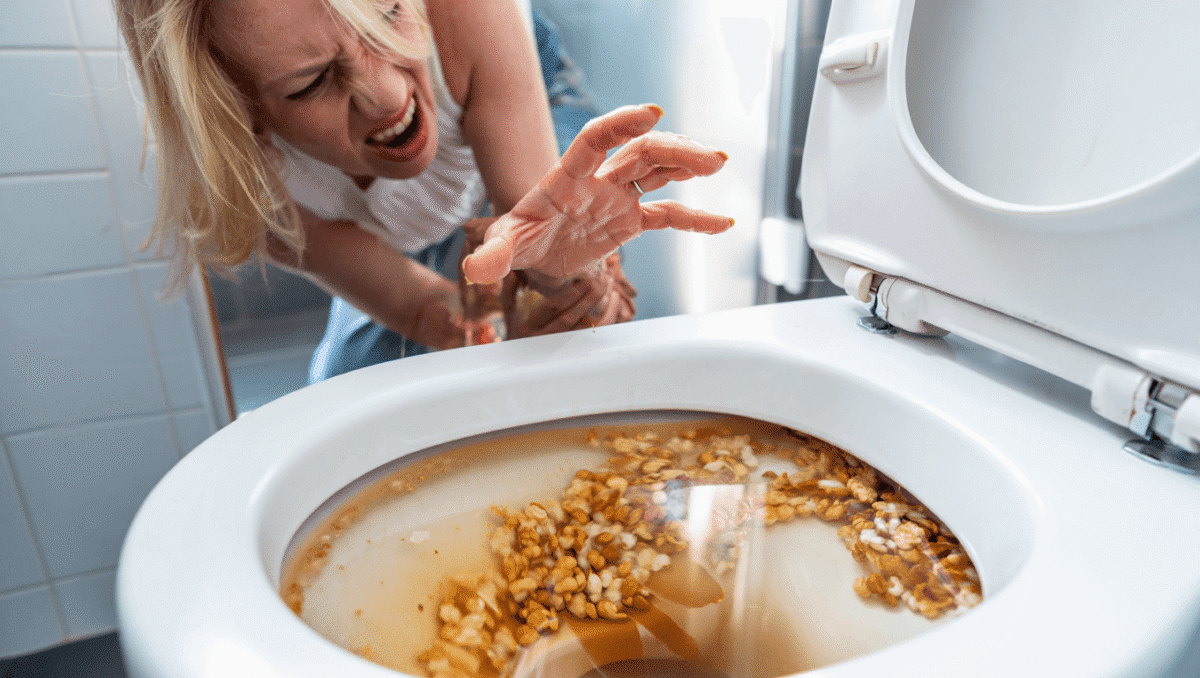 Selles marron clair, mal au ventre : quand
faut-il s'inquiéter ?