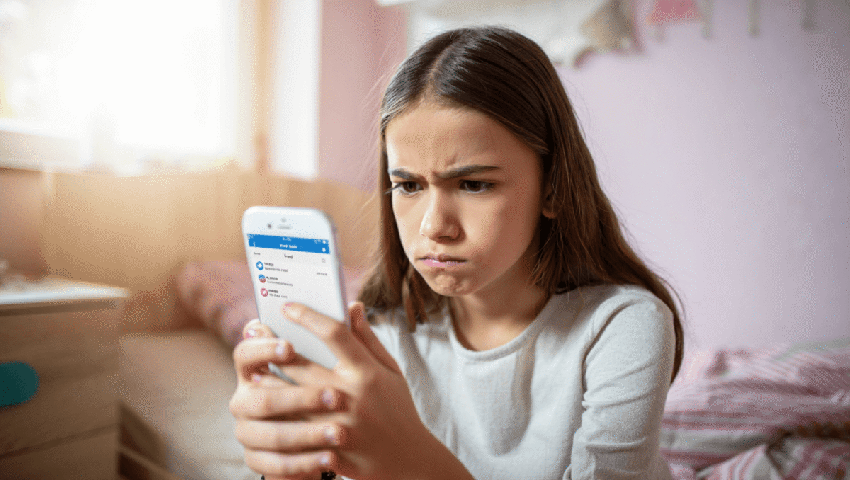 Protéger la santé des adolescents grâce à des réseaux sociaux plus sécurisés ?